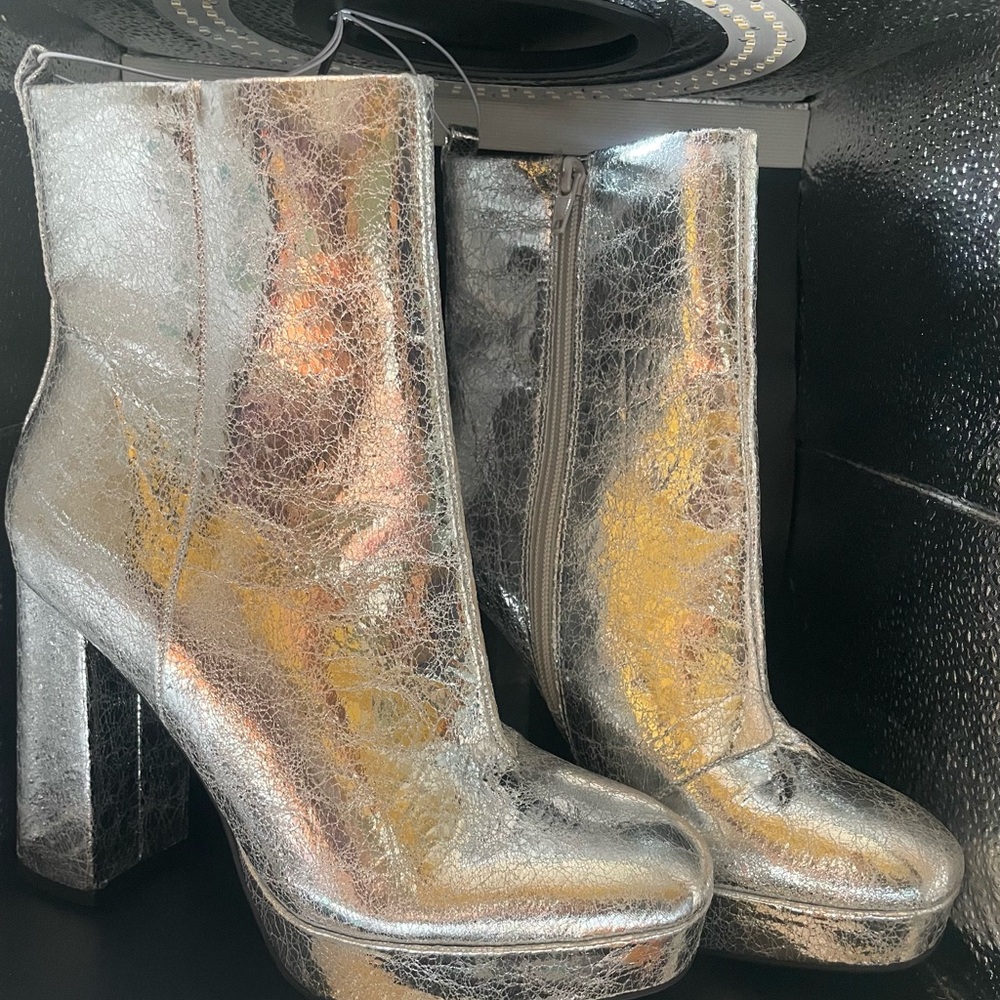 Silver Metallic Platform Boots | Report | Sz 8